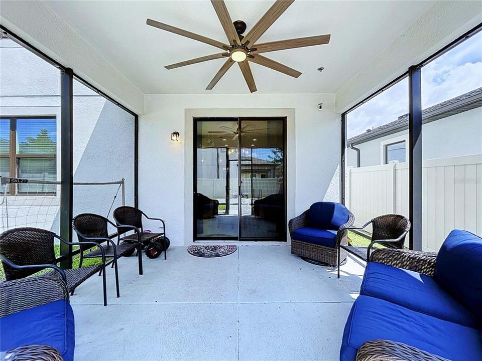En Venta: $499,900 (3 camas, 2 baños, 2143 Pies cuadrados)