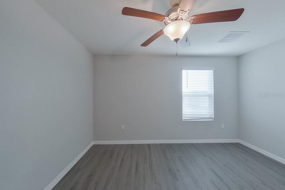 For Rent: $2,495 (5 beds, 3 baths, 2370 Square Feet)