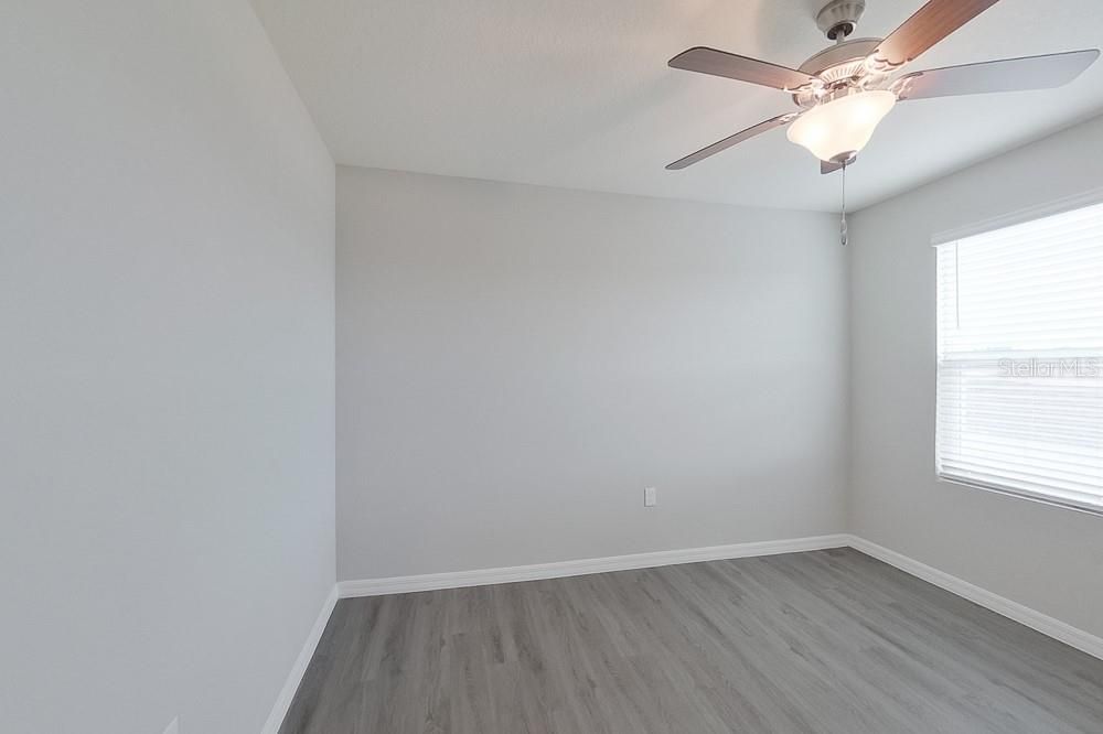 For Rent: $2,495 (5 beds, 3 baths, 2370 Square Feet)