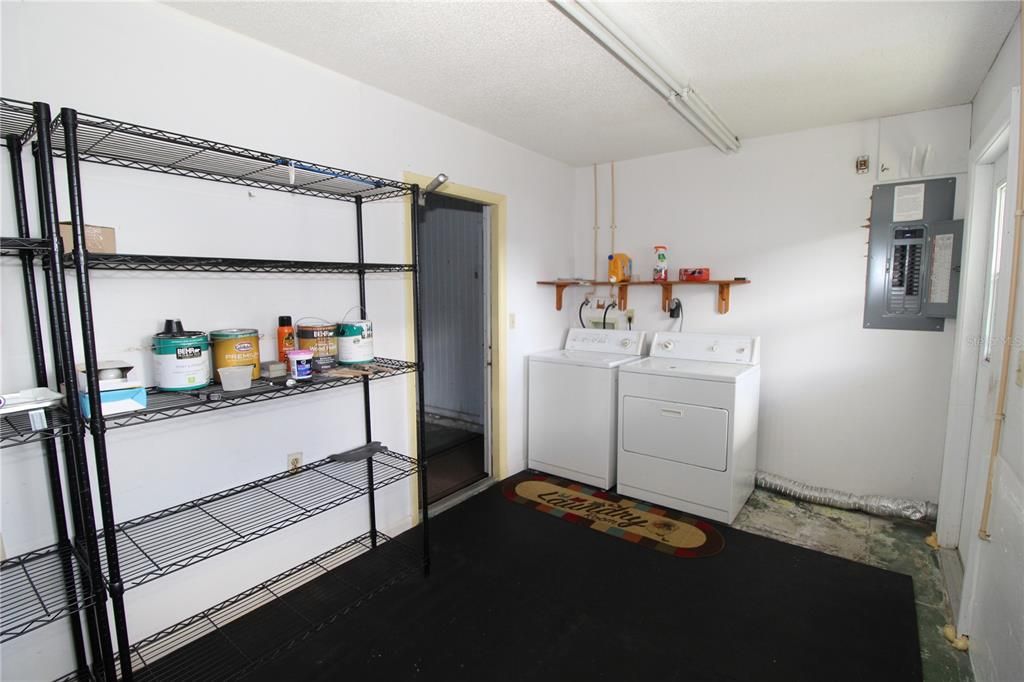 В аренду: $1,600 (2 спален, 2 ванн, 1141 Квадратных фут)