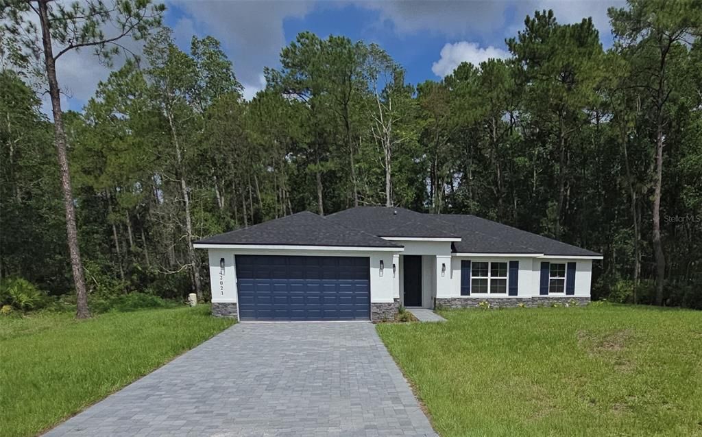 For Sale: $465,000 (4 beds, 2 baths, 1861 Square Feet)