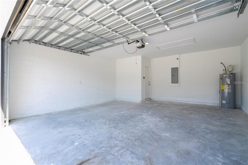 For Sale: $465,000 (4 beds, 2 baths, 1861 Square Feet)