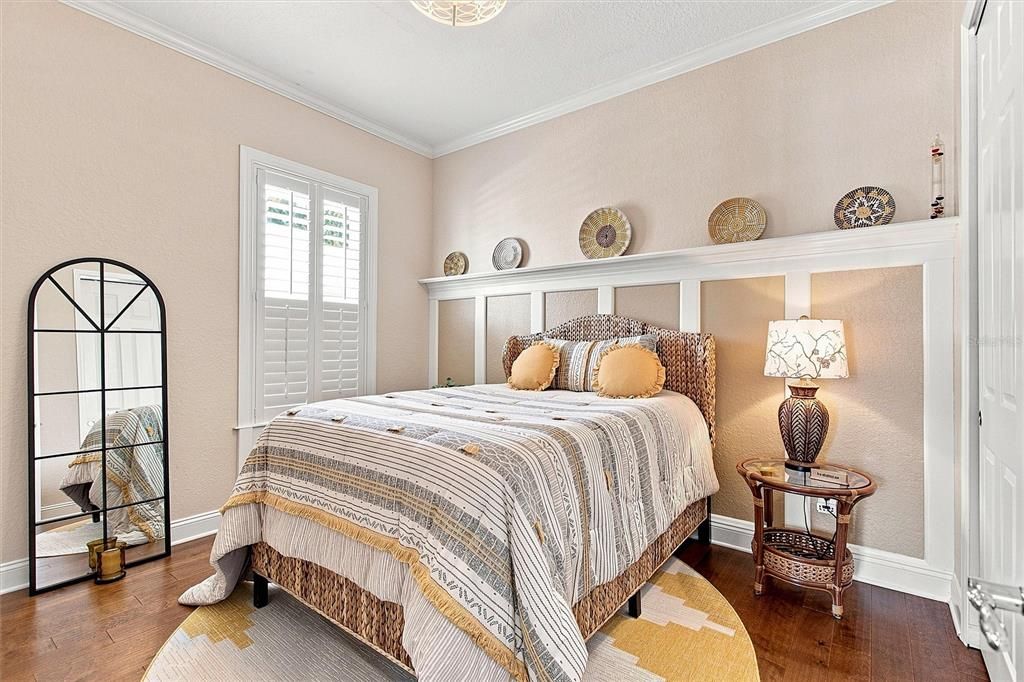 For Sale: $550,000 (3 beds, 2 baths, 2737 Square Feet)