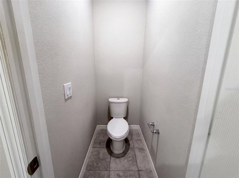 For Sale: $323,000 (3 beds, 2 baths, 1779 Square Feet)