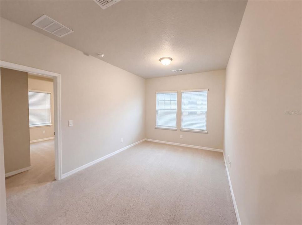 For Sale: $323,000 (3 beds, 2 baths, 1779 Square Feet)