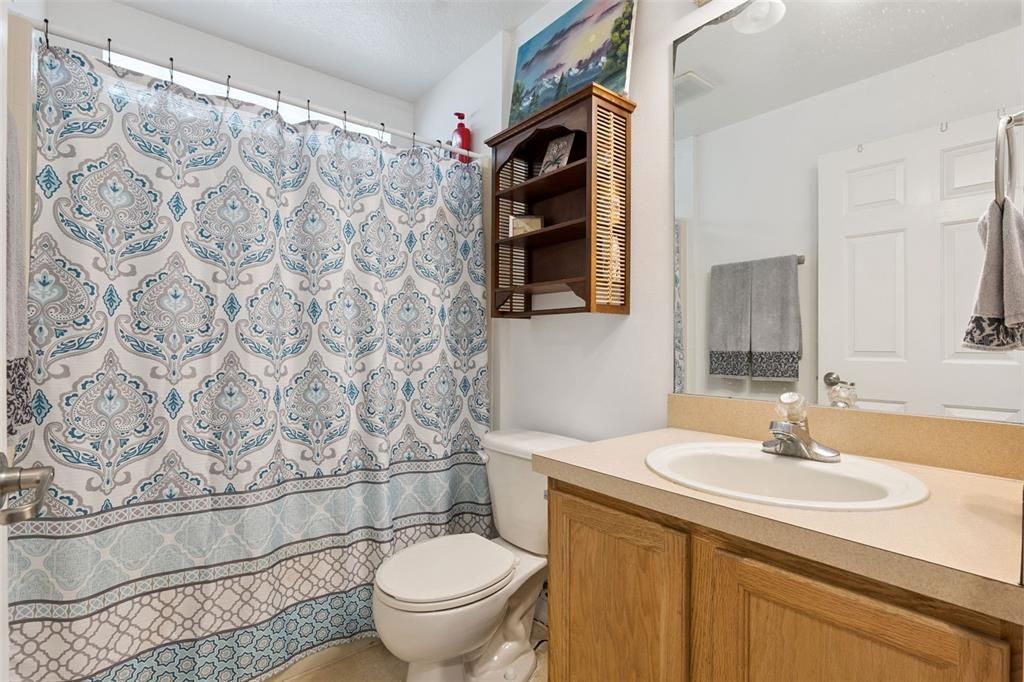 For Sale: $325,000 (3 beds, 2 baths, 1676 Square Feet)