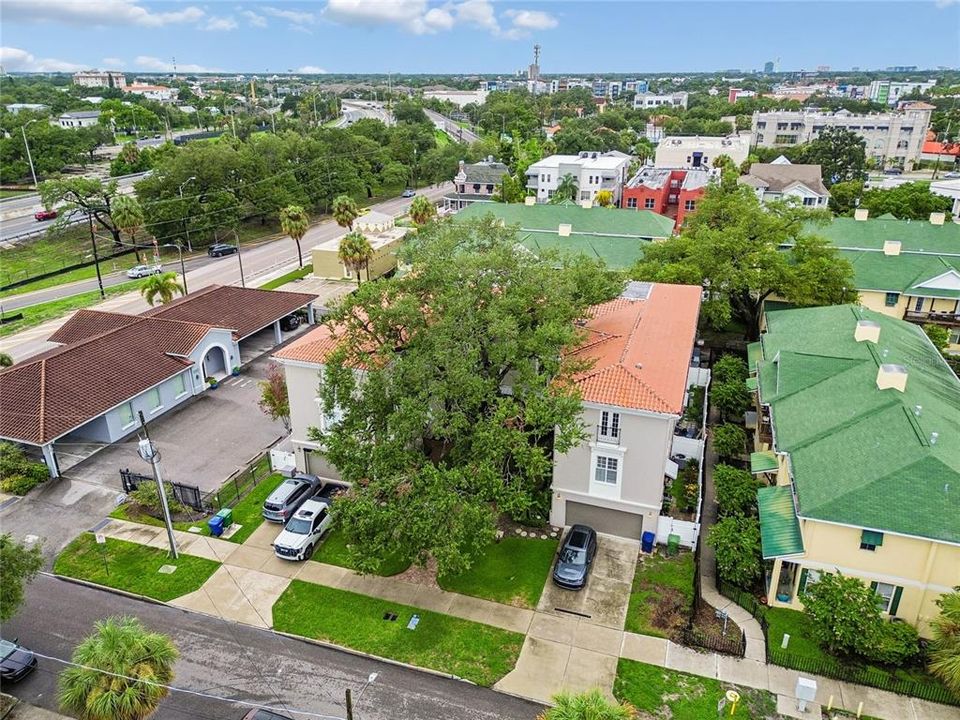 На продажу: $645,000 (3 спален, 3 ванн, 2042 Квадратных фут)
