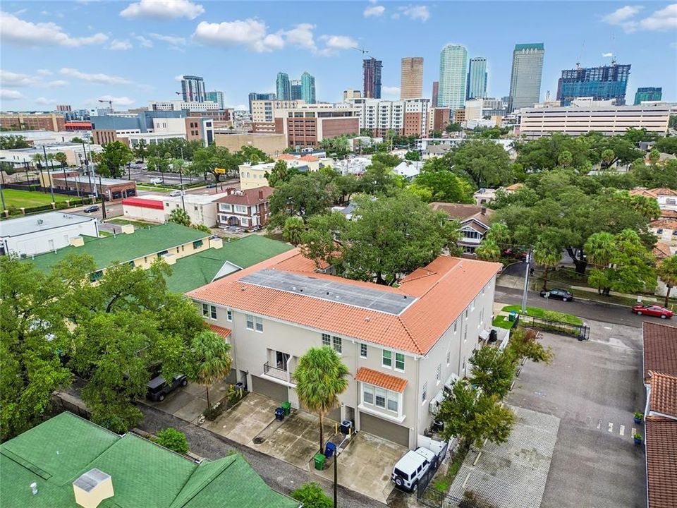 На продажу: $645,000 (3 спален, 3 ванн, 2042 Квадратных фут)