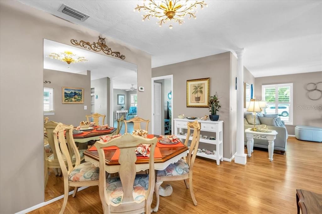 For Sale: $239,500 (2 beds, 2 baths, 1179 Square Feet)