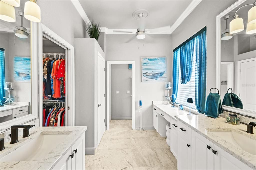 For Sale: $1,225,000 (3 beds, 2 baths, 2478 Square Feet)