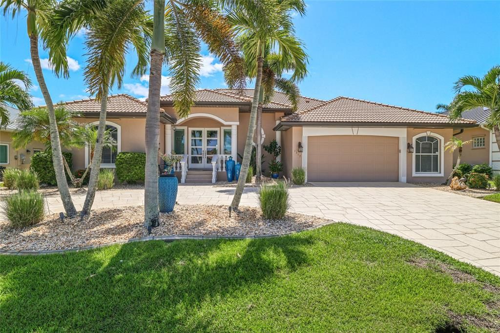 For Sale: $1,225,000 (3 beds, 2 baths, 2478 Square Feet)