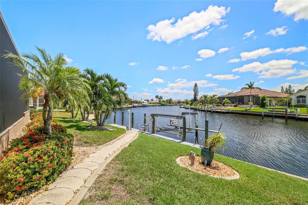 For Sale: $1,225,000 (3 beds, 2 baths, 2478 Square Feet)
