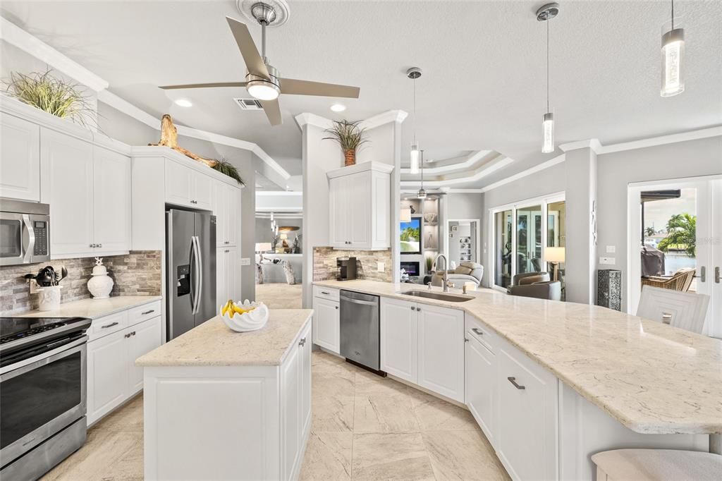 For Sale: $1,225,000 (3 beds, 2 baths, 2478 Square Feet)