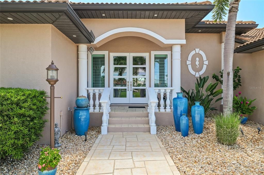 For Sale: $1,225,000 (3 beds, 2 baths, 2478 Square Feet)
