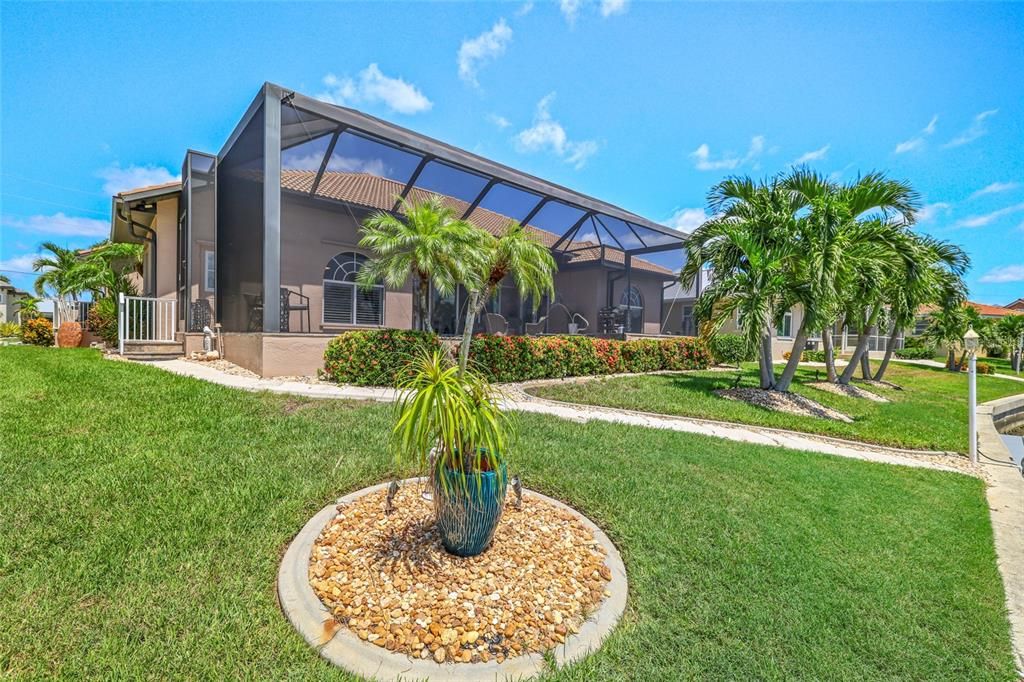 For Sale: $1,225,000 (3 beds, 2 baths, 2478 Square Feet)
