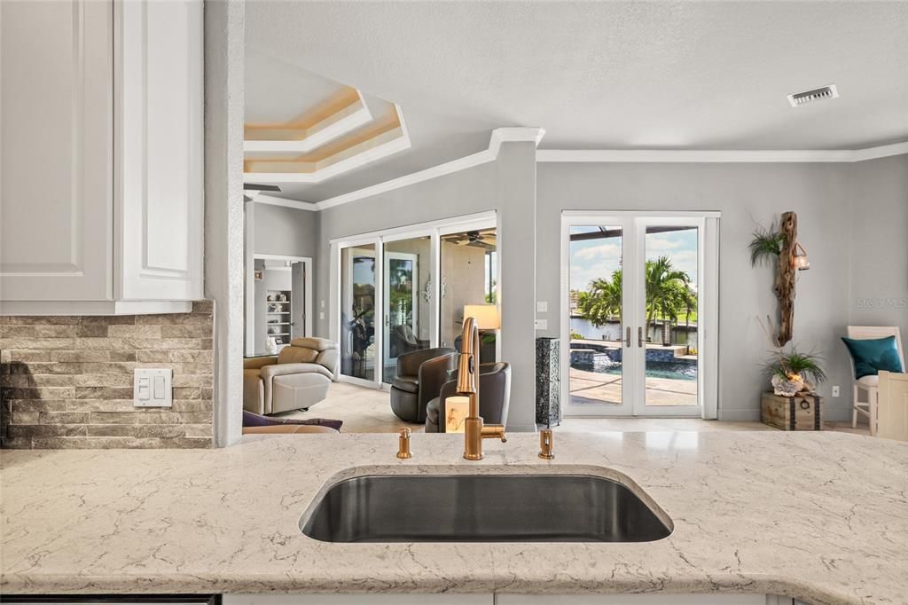 For Sale: $1,225,000 (3 beds, 2 baths, 2478 Square Feet)