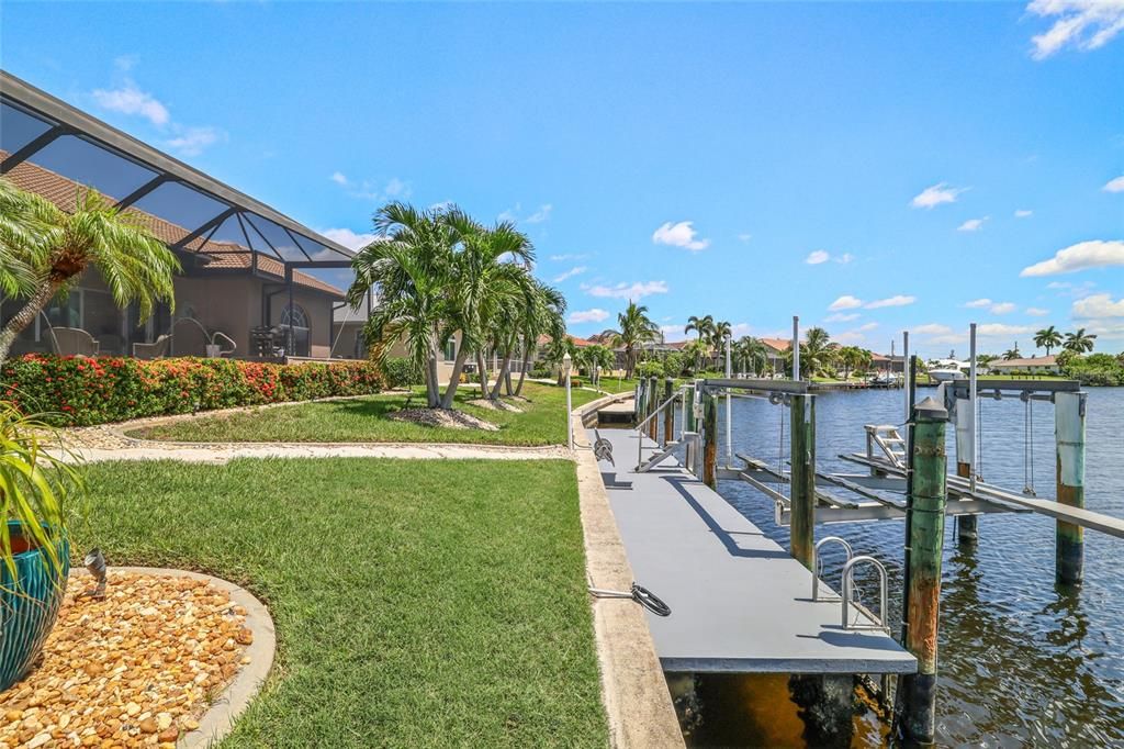For Sale: $1,225,000 (3 beds, 2 baths, 2478 Square Feet)