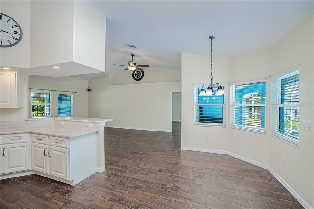 For Sale: $900,000 (4 beds, 2 baths, 2479 Square Feet)