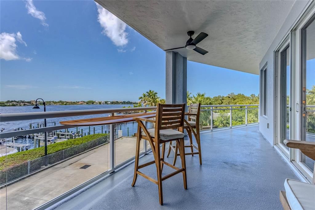 For Sale: $625,000 (2 beds, 2 baths, 1642 Square Feet)