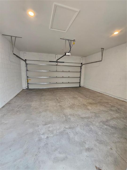 For Rent: $2,550 (3 beds, 2 baths, 1755 Square Feet)