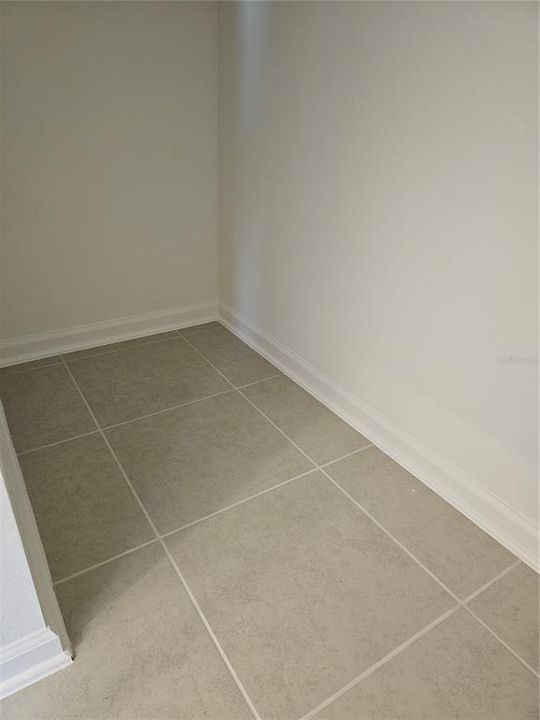 For Rent: $2,550 (3 beds, 2 baths, 1755 Square Feet)