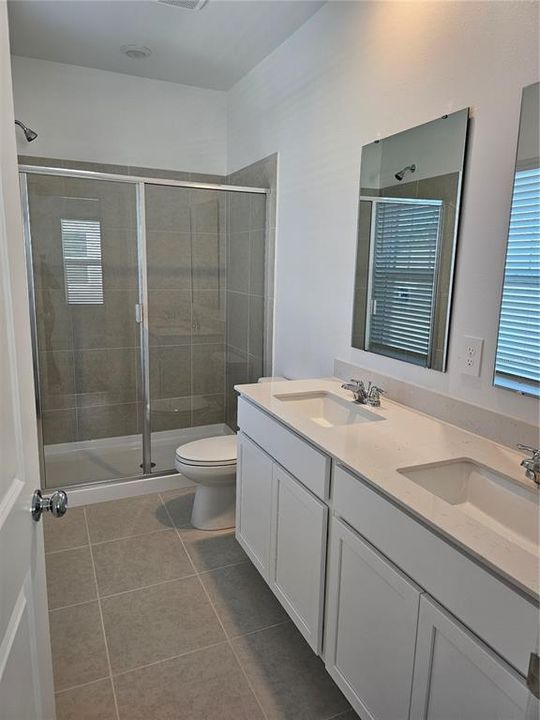 For Rent: $2,550 (3 beds, 2 baths, 1755 Square Feet)