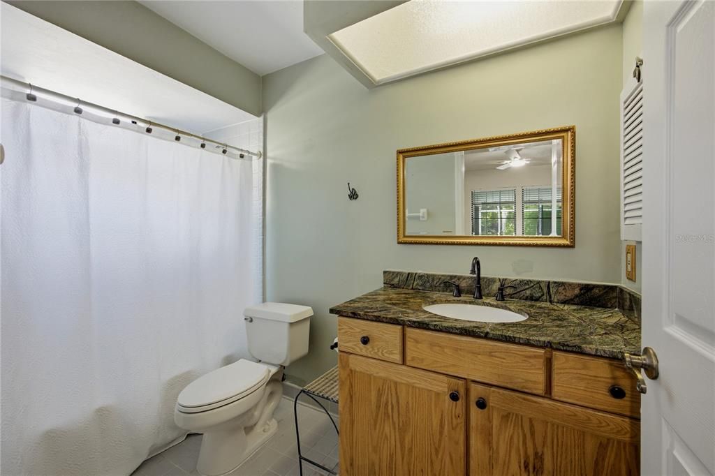For Sale: $325,000 (3 beds, 2 baths, 1410 Square Feet)