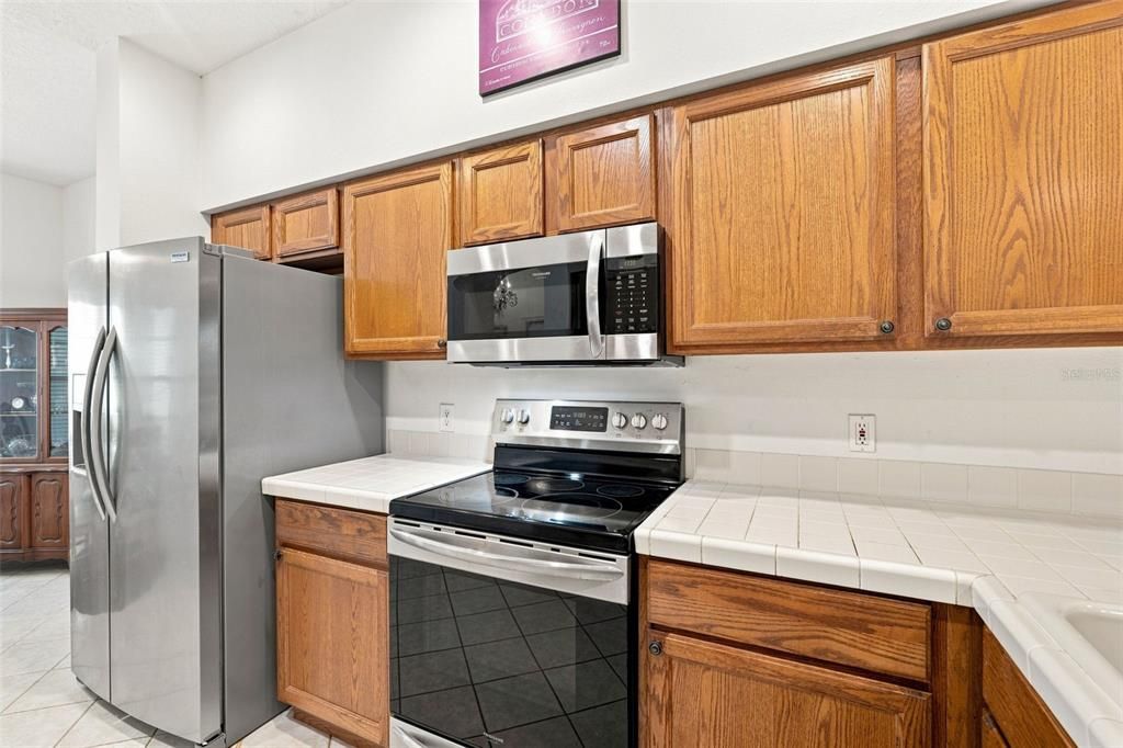 En Venta: $339,900 (2 camas, 2 baños, 1717 Pies cuadrados)