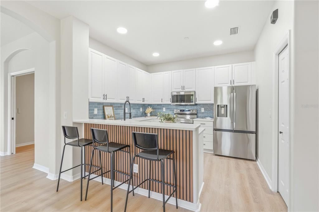 For Sale: $399,900 (2 beds, 2 baths, 1440 Square Feet)