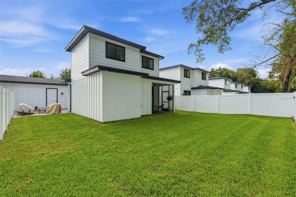 For Sale: $375,000 (4 beds, 2 baths, 2055 Square Feet)