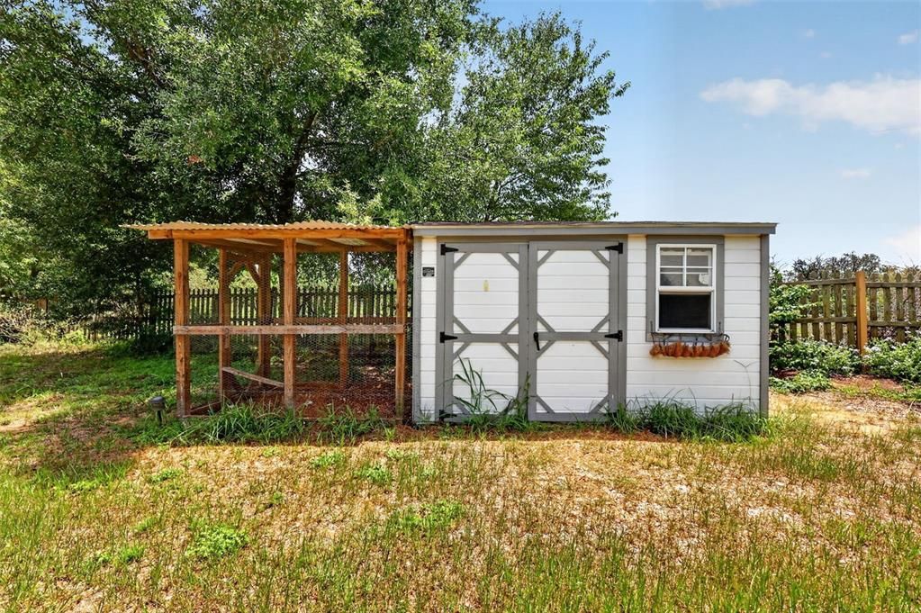 For Sale: $769,900 (4 beds, 2 baths, 3116 Square Feet)