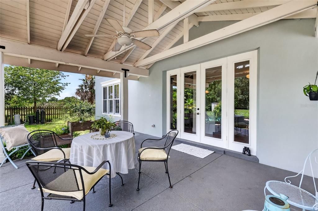 For Sale: $769,900 (4 beds, 2 baths, 3116 Square Feet)