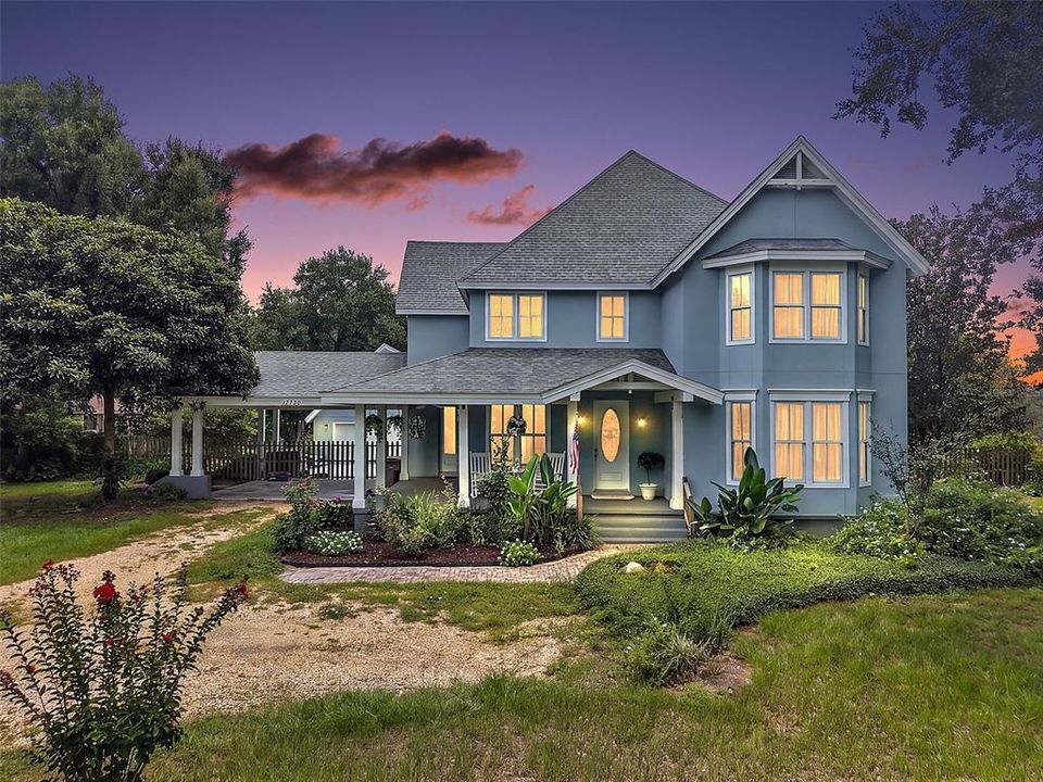 For Sale: $769,900 (4 beds, 2 baths, 3116 Square Feet)