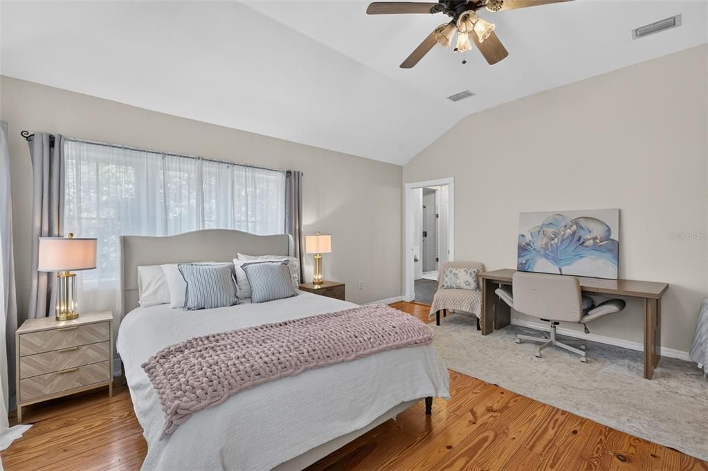 For Sale: $769,900 (4 beds, 2 baths, 3116 Square Feet)