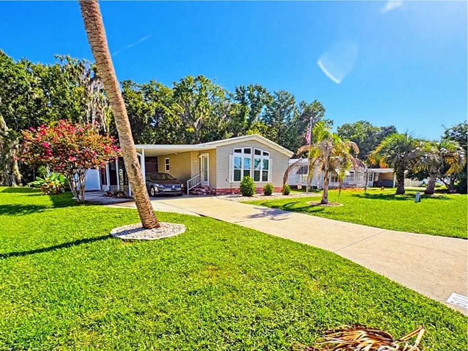 For Sale: $214,000 (2 beds, 2 baths, 1568 Square Feet)