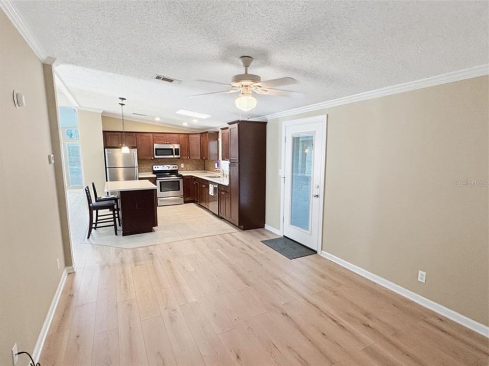 For Sale: $214,000 (2 beds, 2 baths, 1568 Square Feet)