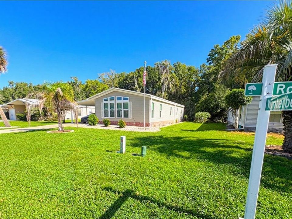 For Sale: $214,000 (2 beds, 2 baths, 1568 Square Feet)