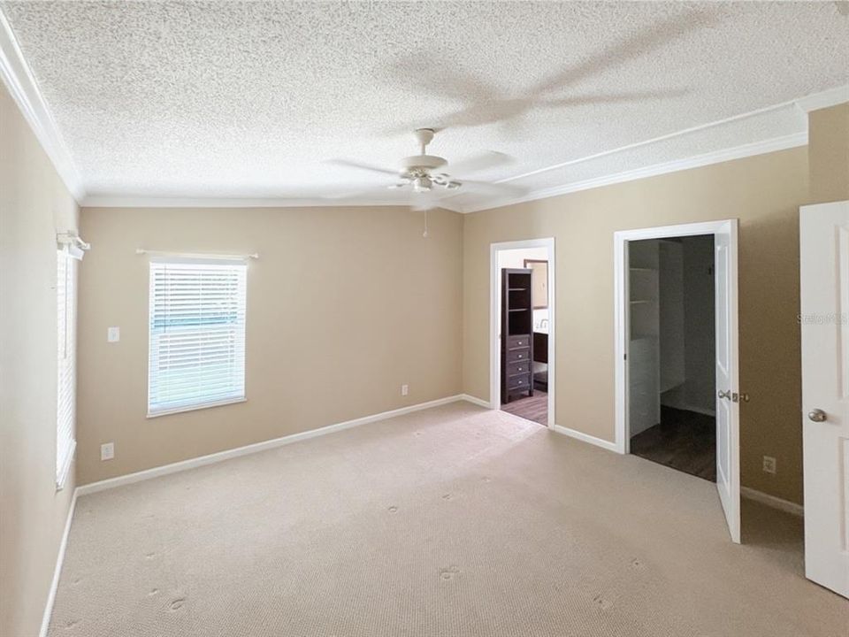 For Sale: $214,000 (2 beds, 2 baths, 1568 Square Feet)