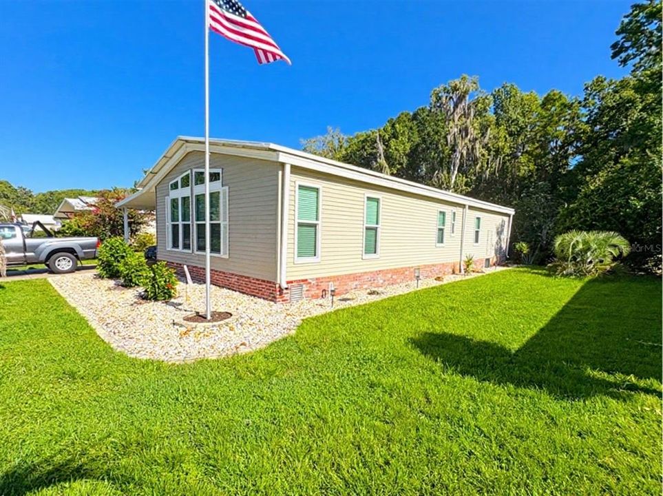 For Sale: $214,000 (2 beds, 2 baths, 1568 Square Feet)