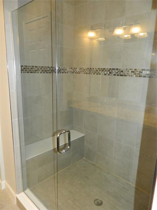 For Rent: $2,500 (3 beds, 3 baths, 1989 Square Feet)