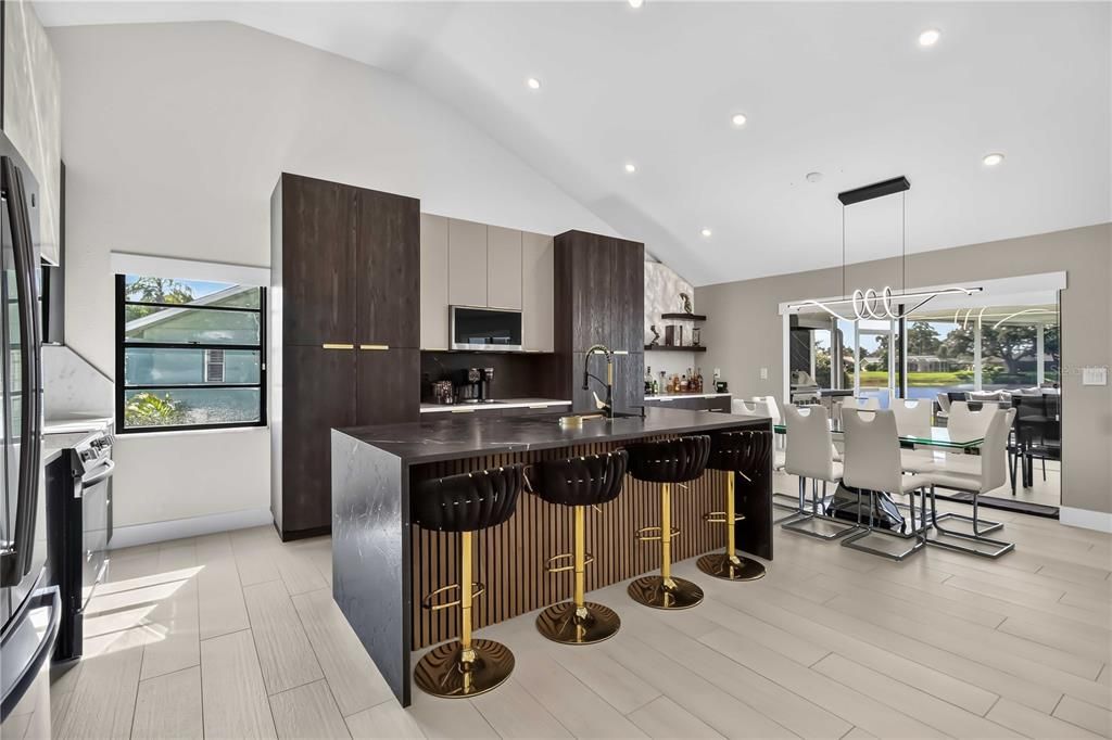 For Sale: $865,000 (4 beds, 3 baths, 1885 Square Feet)