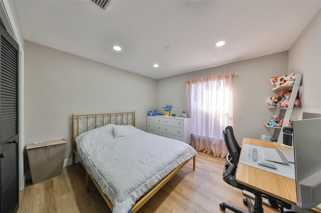 For Sale: $485,000 (3 beds, 2 baths, 2202 Square Feet)