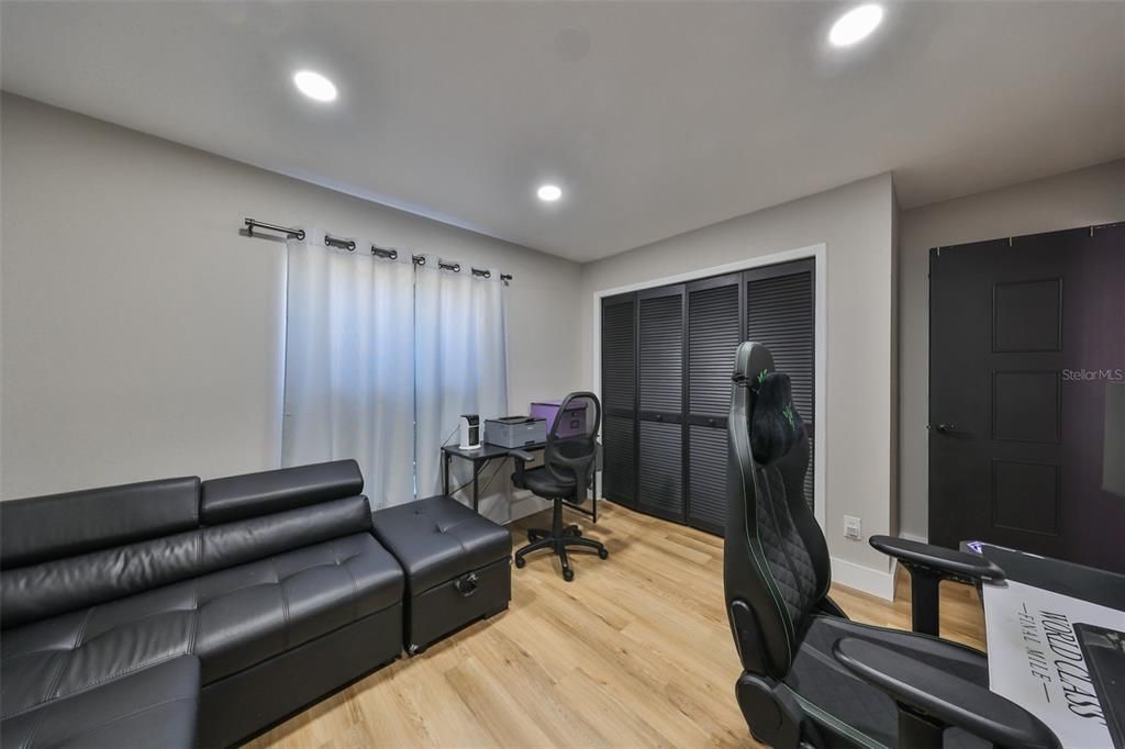 For Sale: $485,000 (3 beds, 2 baths, 2202 Square Feet)