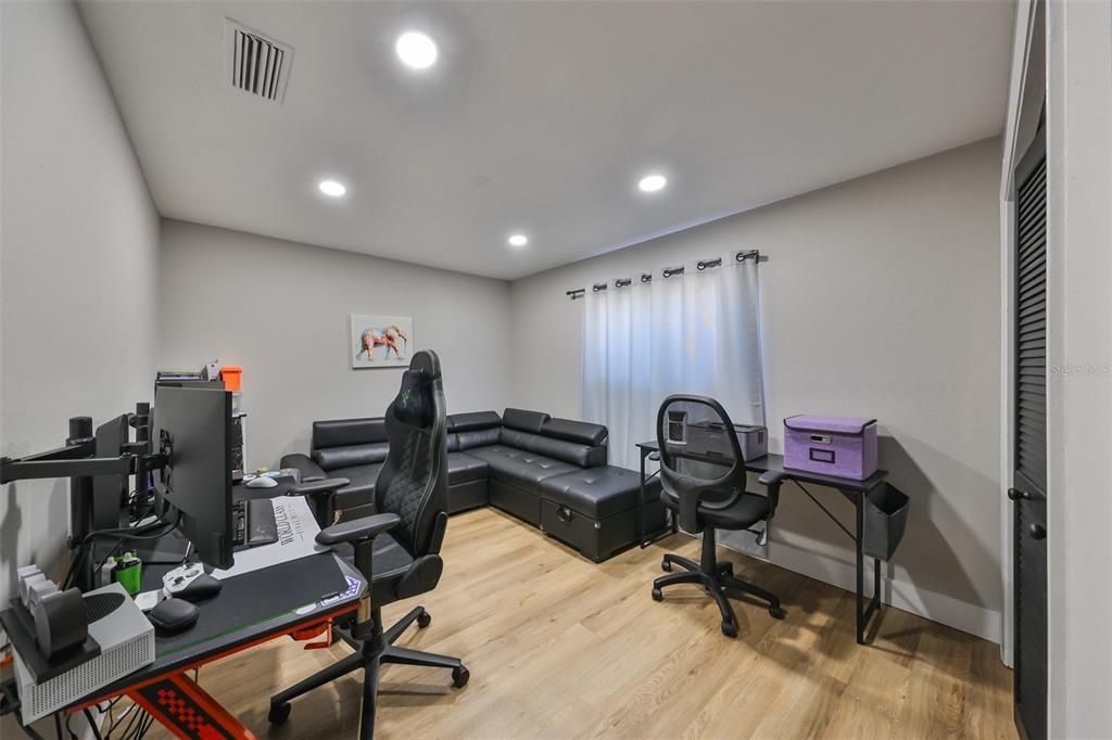 For Sale: $485,000 (3 beds, 2 baths, 2202 Square Feet)