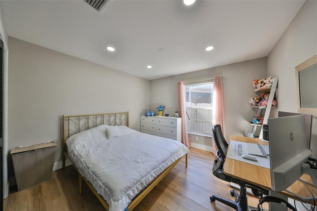 For Sale: $485,000 (3 beds, 2 baths, 2202 Square Feet)