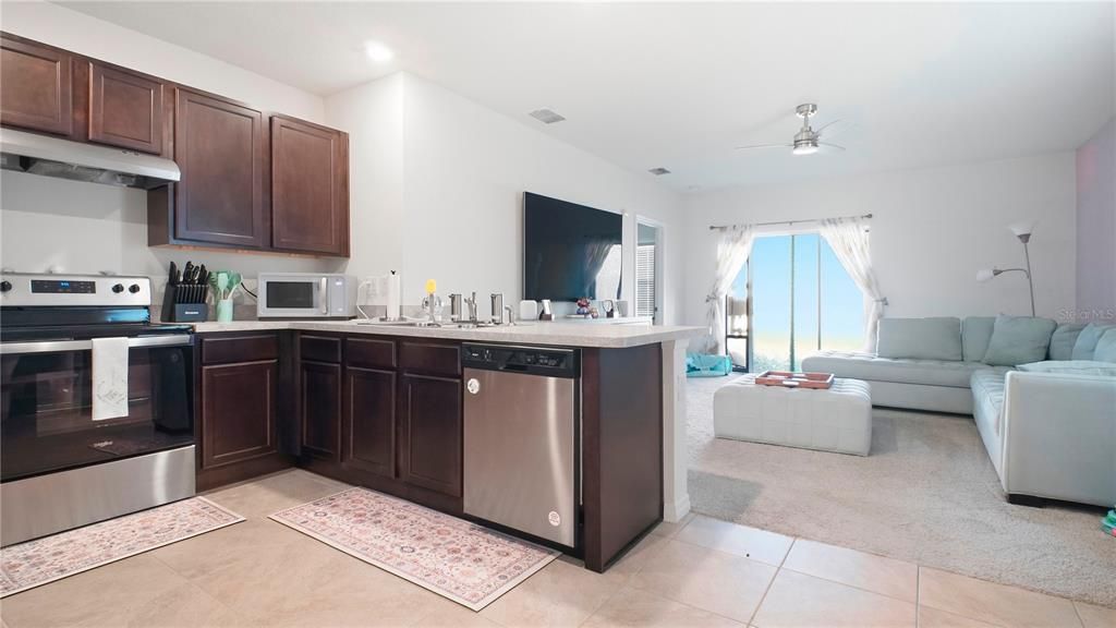 En Venta: $299,999 (3 camas, 2 baños, 1516 Pies cuadrados)