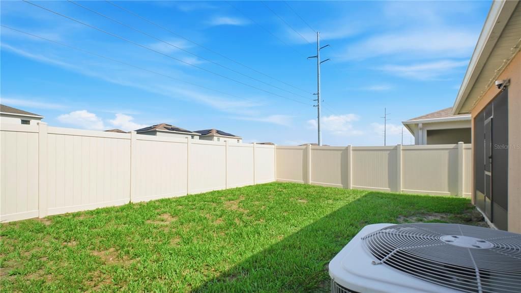 En Venta: $299,999 (3 camas, 2 baños, 1516 Pies cuadrados)