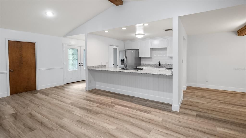 For Rent: $3,000 (3 beds, 2 baths, 2226 Square Feet)