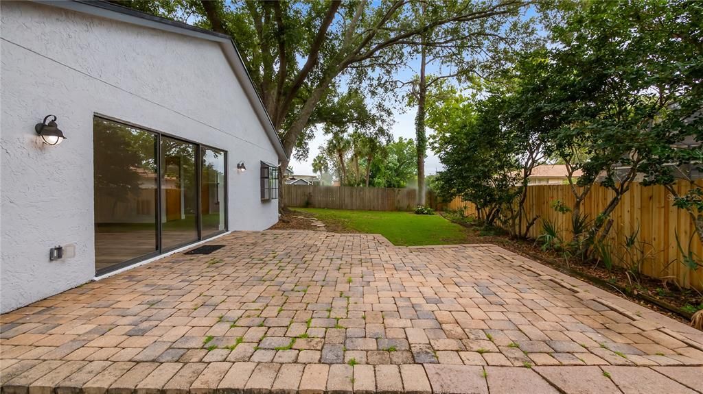 For Rent: $3,000 (3 beds, 2 baths, 2226 Square Feet)