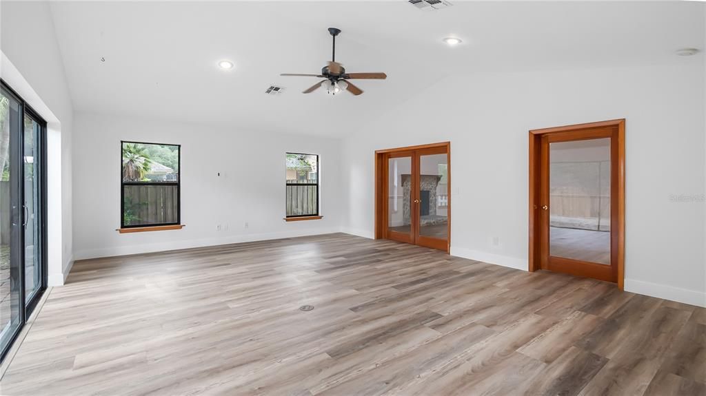 For Rent: $3,000 (3 beds, 2 baths, 2226 Square Feet)